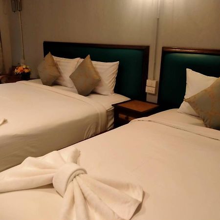 Medio De Pai Hotel Ngoại thất bức ảnh