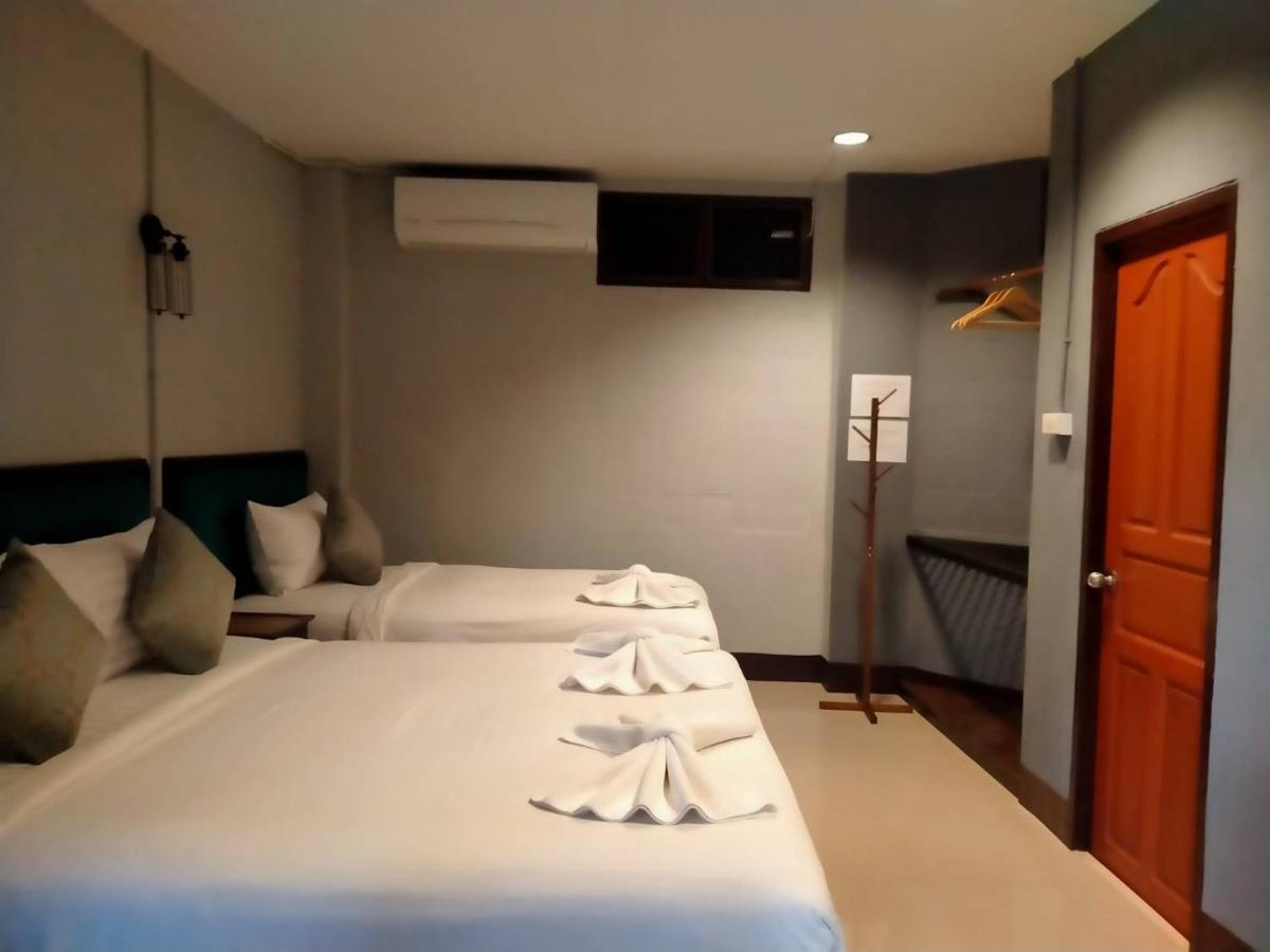 Medio De Pai Hotel Ngoại thất bức ảnh