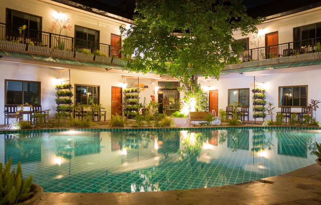 Medio De Pai Hotel Ngoại thất bức ảnh
