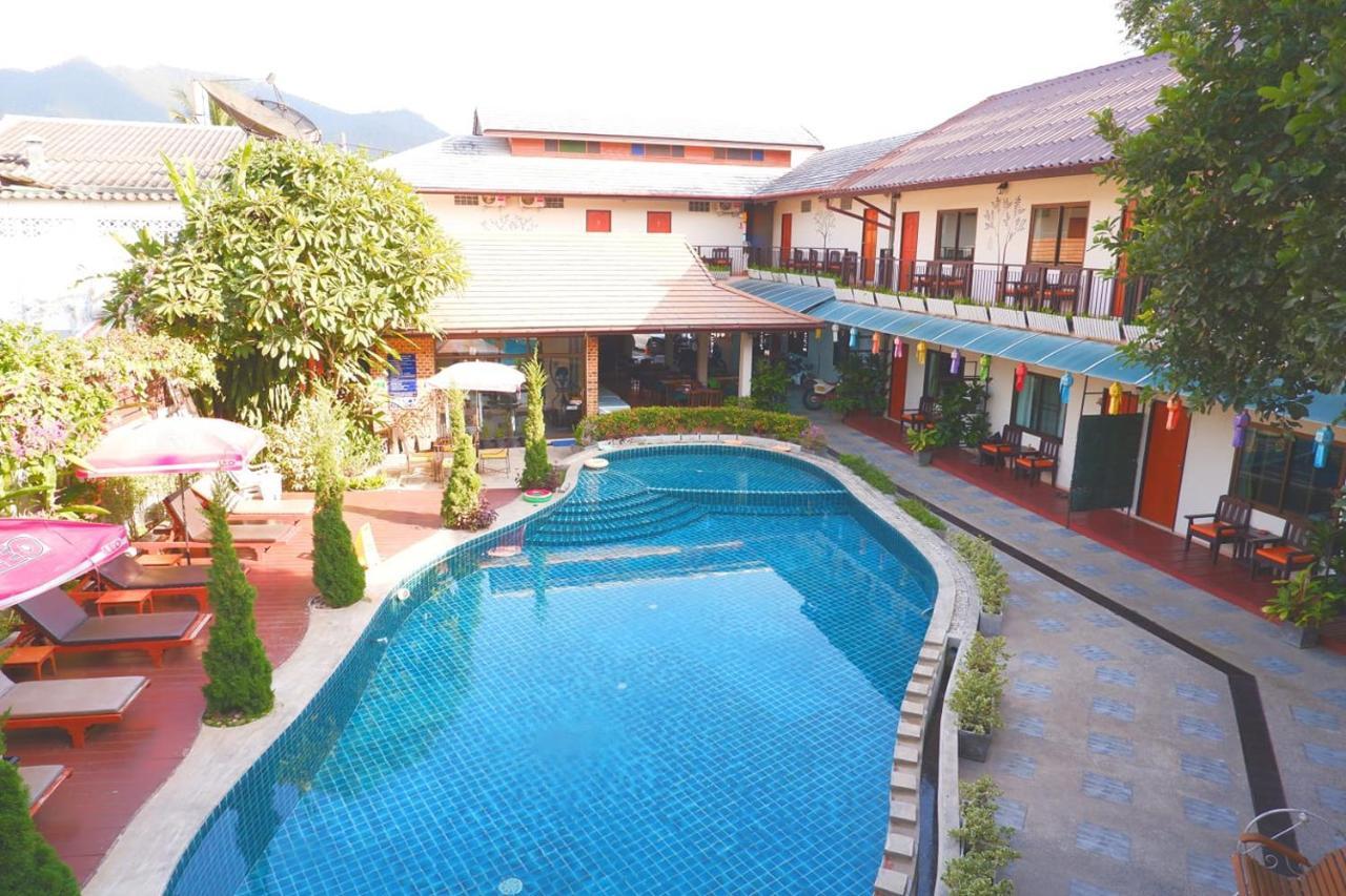 Medio De Pai Hotel Ngoại thất bức ảnh