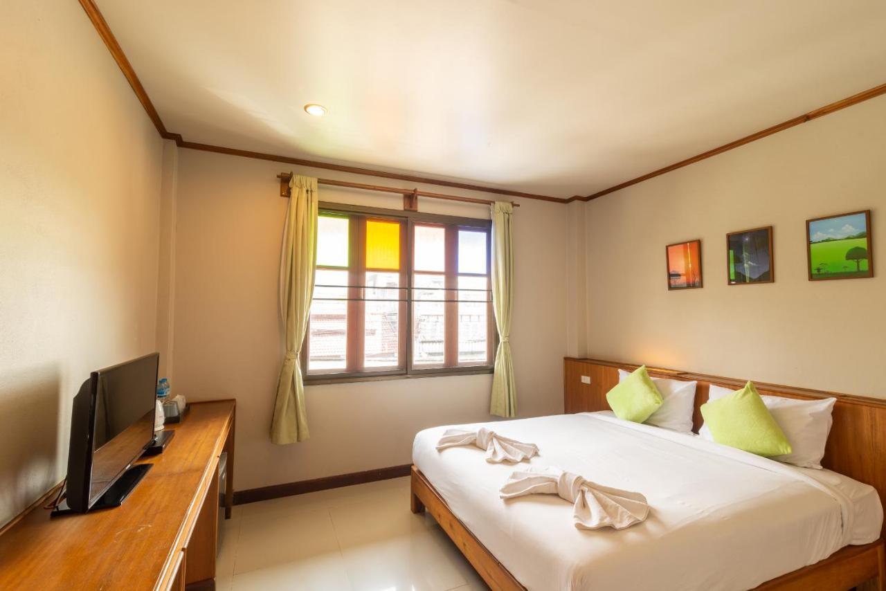 Medio De Pai Hotel Ngoại thất bức ảnh