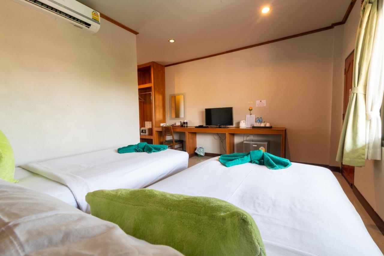 Medio De Pai Hotel Ngoại thất bức ảnh