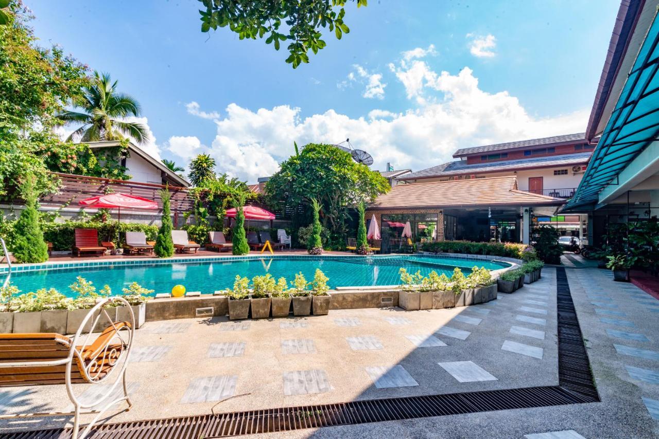 Medio De Pai Hotel Ngoại thất bức ảnh