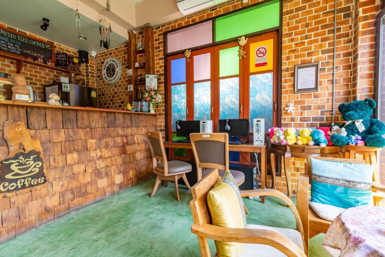 Medio De Pai Hotel Ngoại thất bức ảnh