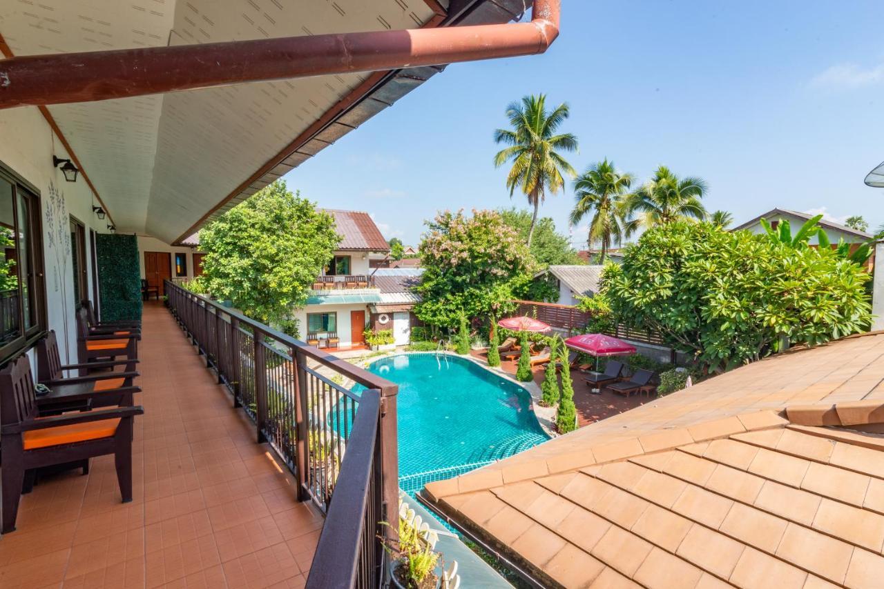 Medio De Pai Hotel Ngoại thất bức ảnh